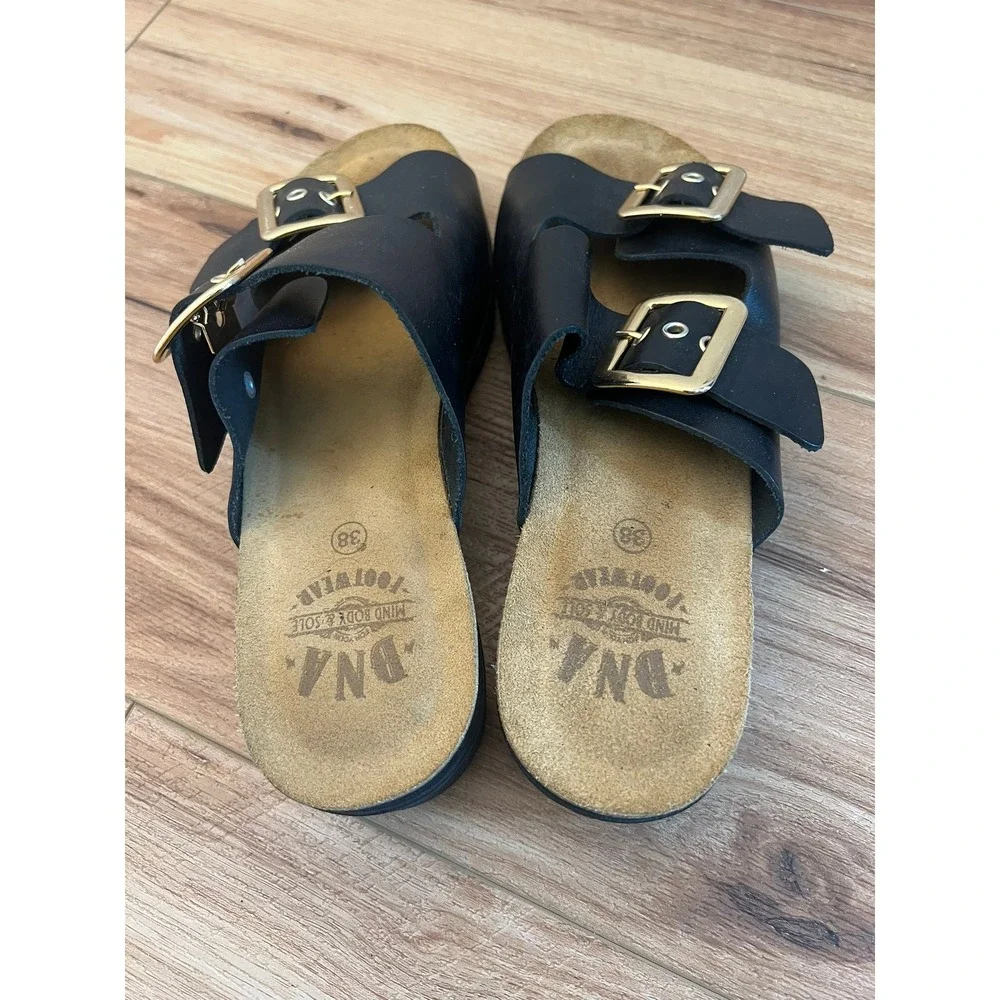 DNA Footwear dna mind